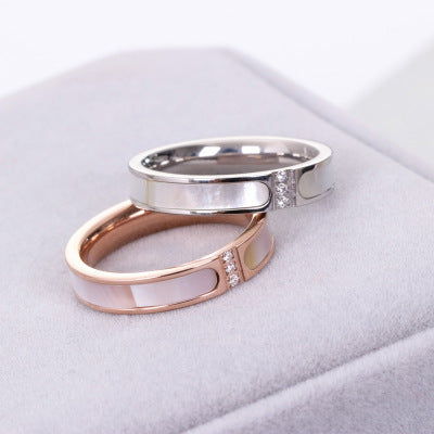 Fashion Three Diamond Shell Ring
