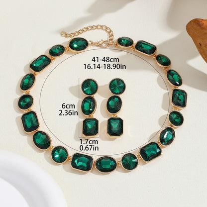 Luxurious And Antique Style Gorgeous Shiny Crystal Colored Gems Necklace For Women